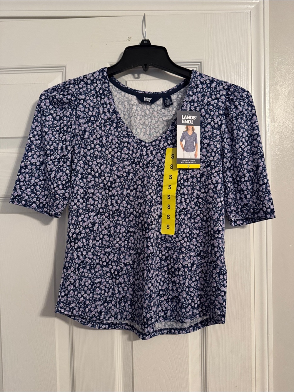 Lands' End Navy Floral V-Neck Short Sleeve Tee